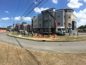 crane and lifting work in trinidad 2